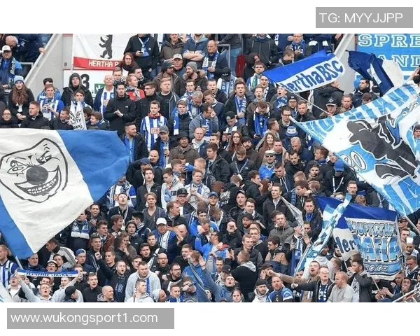 德国杯形势严峻孔帕尼坚定依赖主力阵容迎战科隆