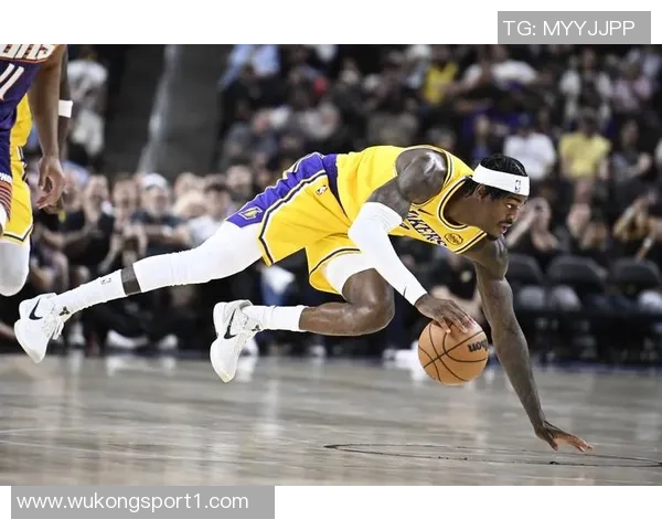 勇士虽强雷霆缺阵湖人为何在两节内崩盘失利