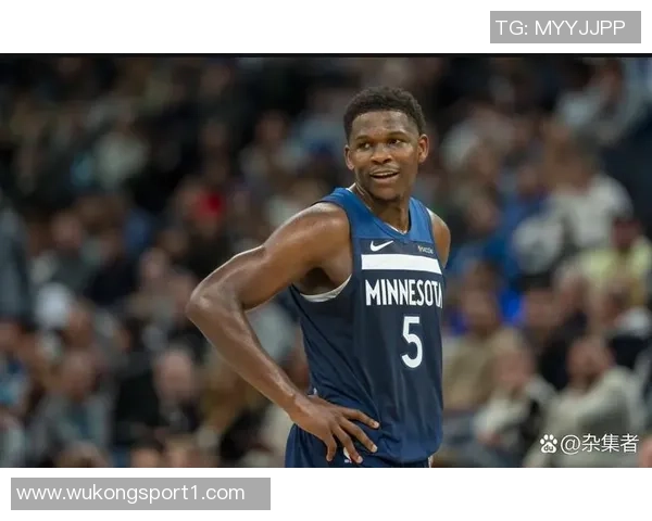 爱德华兹本赛季第12次单场砍下35分5助攻三分球数量领跑联盟其余球员最多仅8次