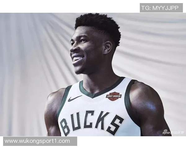 字母哥续约前景乐观明年10月或签4年275亿合同